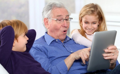 Иммиграция с родителями. Компания Canadian Immigration Services: иммиграция в Канаду, эмиграция в Канаду, иммиграционные услуги, ведение иммиграционных дел, оформление учебных, гостевых и рабочих виз, статус беженства и все виды спонсорства, адаптация в Канаде, аренда жилья и помощь в поисках работы, оформление документов в Канаде и финансовые консультации, помощь адвоката, анкеты, медицинская комиссия, подготовка к интервью, перечень необходимых документов.