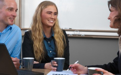 Консультации по иммиграции. Компания Canadian Immigration Services: иммиграция в Канаду, эмиграция в Канаду, иммиграционные услуги, ведение иммиграционных дел, оформление учебных, гостевых и рабочих виз, статус беженства и все виды спонсорства, адаптация в Канаде, аренда жилья и помощь в поисках работы, оформление документов в Канаде и финансовые консультации, помощь адвоката, анкеты, медицинская комиссия, подготовка к интервью, перечень необходимых документов.